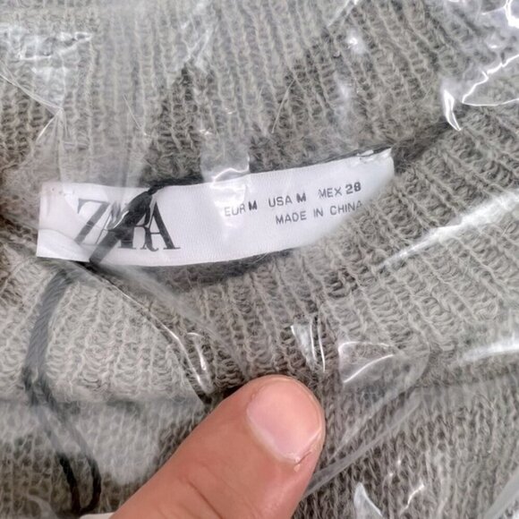 Zara, Women's Round Neck Knit Sweater - Grey. Size: M. NWT - Picture 4 of 11